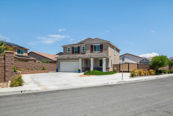 Property Photo: 29102 Crabapple CA 92530