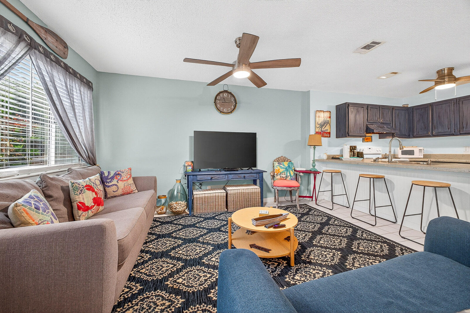 Property Photo: 485 Gulf Shore Drive Unit 102 FL 32541