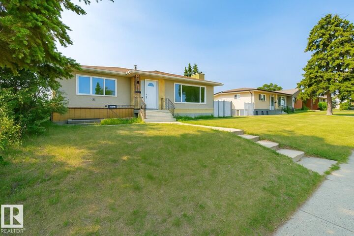 Property Photo: 8911 132 Avenue NW AB T5X 0X9