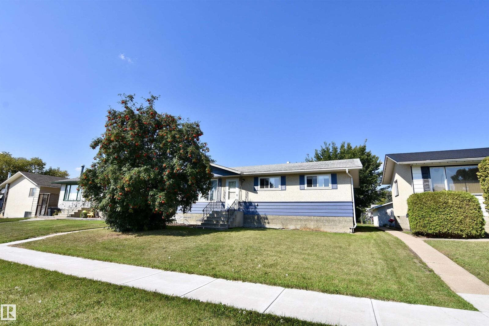 Photo de la propriété: 4930 44 Avenue AB T0A 3A4