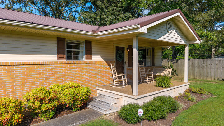 Property Photo: 309 Green Shadow Road SE TN 37323