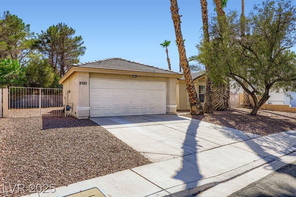 Property Photo: 2021 Angel Falls Drive NV 89074