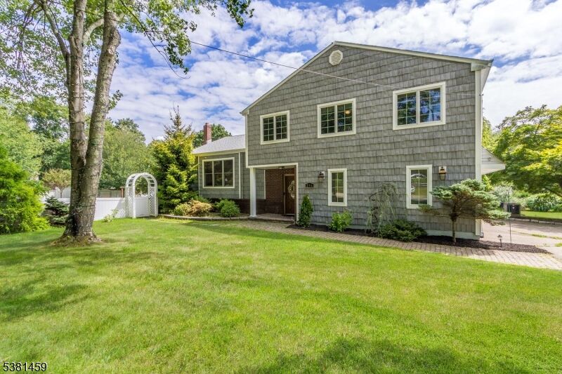 Property Photo: 286 Eyland Ave NJ 07876