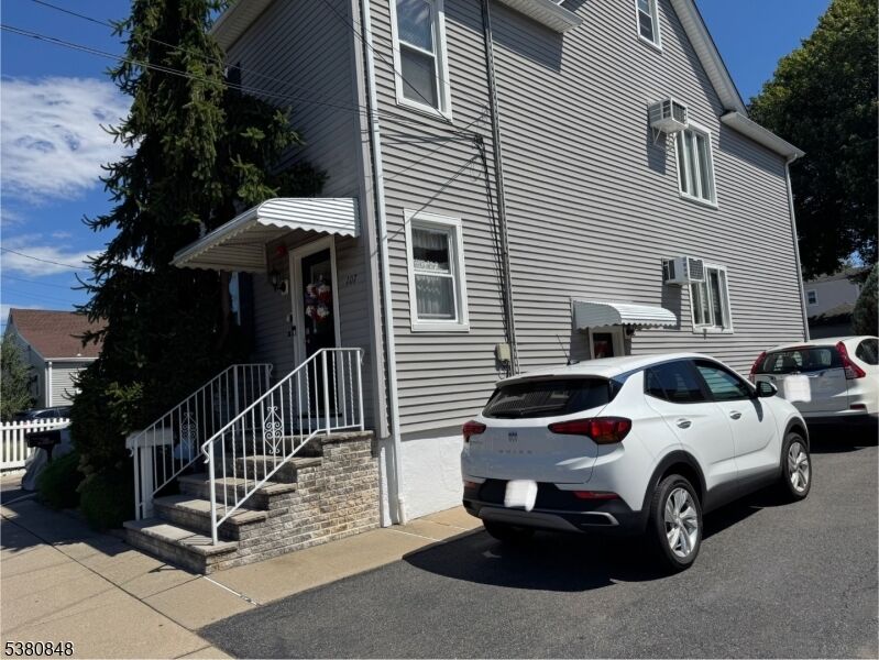 Property Photo: 107 Mount Prospect Ave 3 NJ 07013