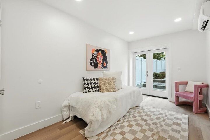 Property Photo:  184 Central Ave 1  NJ 07307 