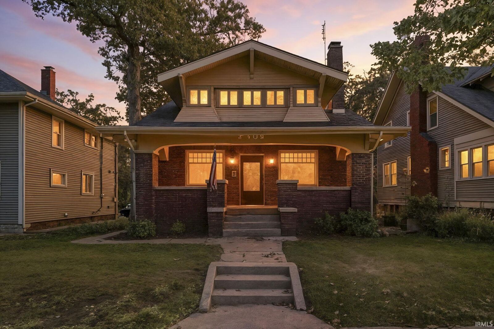 Property Photo:  2309 N Anthony Boulevard  IN 46805-3601 