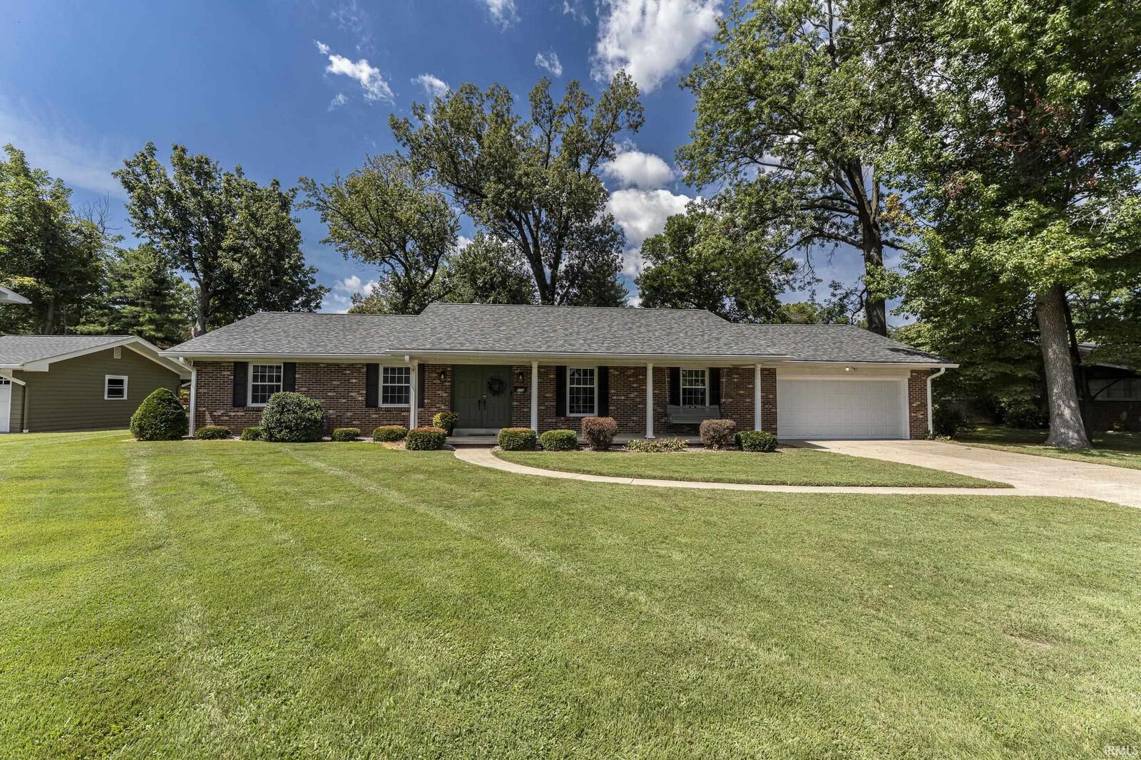 Property Photo: 515 S Saint James Boulevard IN 47714