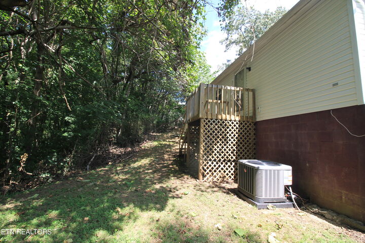 Property Photo: 239 Skyline Drive TN 37748