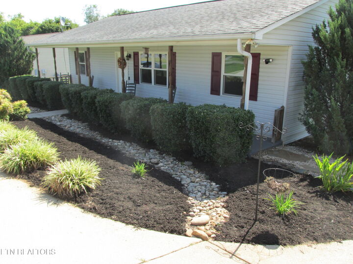 Property Photo:  3879 Big Springs Ridge Rd  TN 37737 