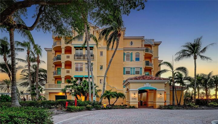 Property Photo: 2161 Gulf Of Mexico Drive 6 FL 34228
