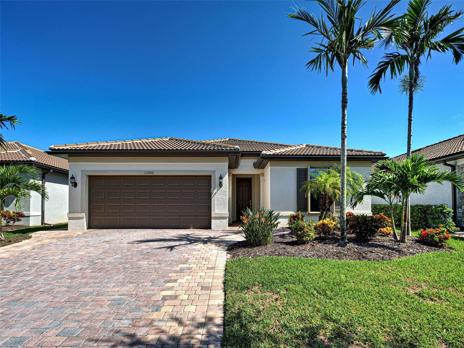 Property Photo: 13900 Miranese Street FL 34293