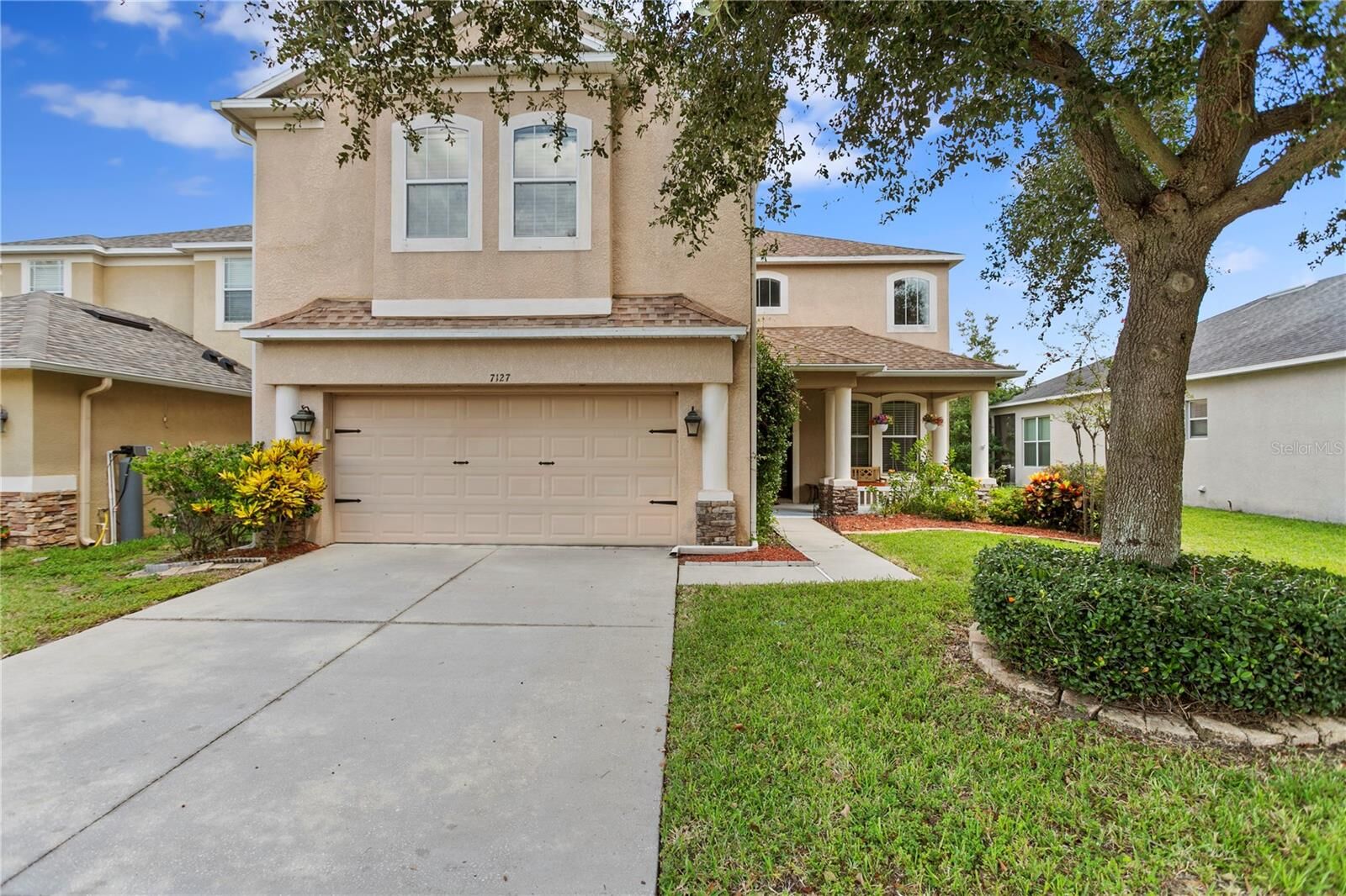 Property Photo:  7127 Forest Mere Drive  FL 33578 