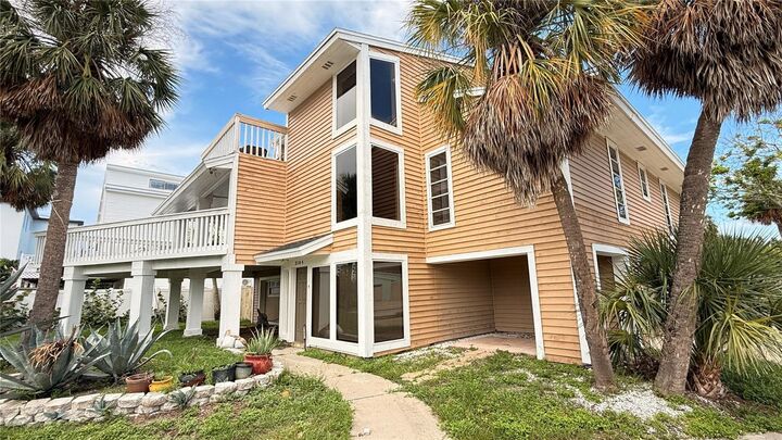 Property Photo: 3104 S Maritana Drive FL 33706