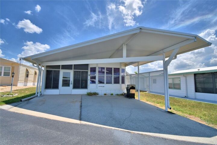 Property Photo: 251 Patterson Road G7 FL 33844