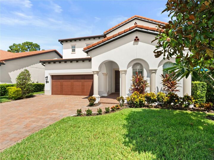 Property Photo: 10414 Royal Cypress Way FL 32836