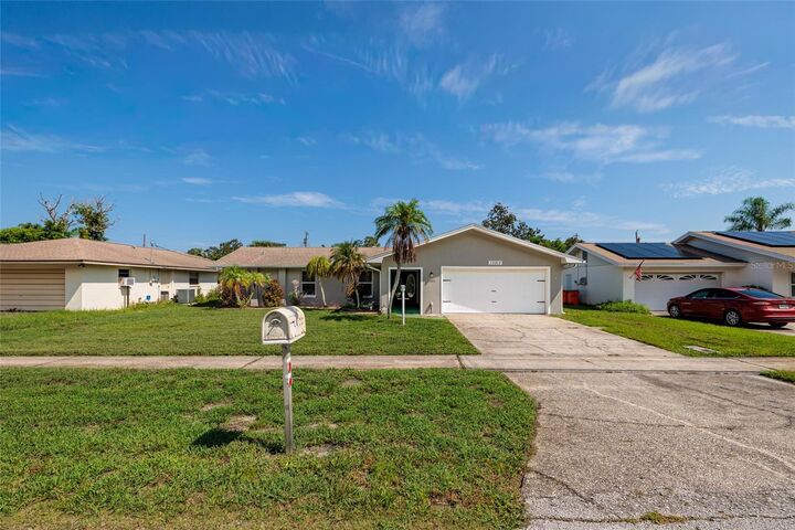 Property Photo:  13313 86th Avenue  FL 33776 