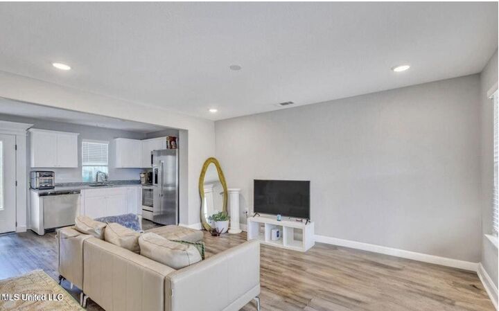 Property Photo: 13227 Willow Oak Circle MS 39503