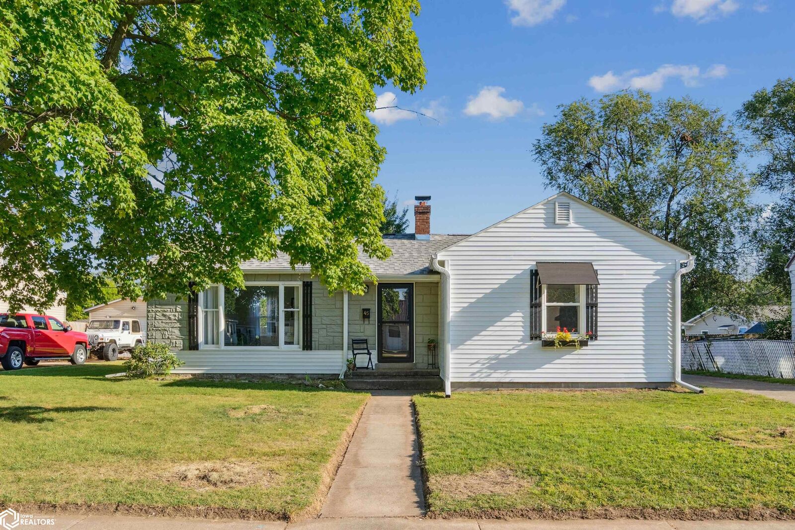 Property Photo: 45 Richards Drive IA 52627