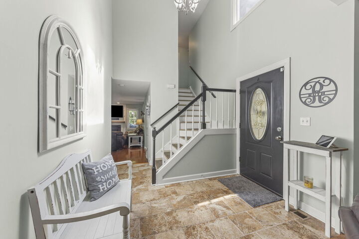 Property Photo:  800 N Ashbury Avenue  IL 60440 