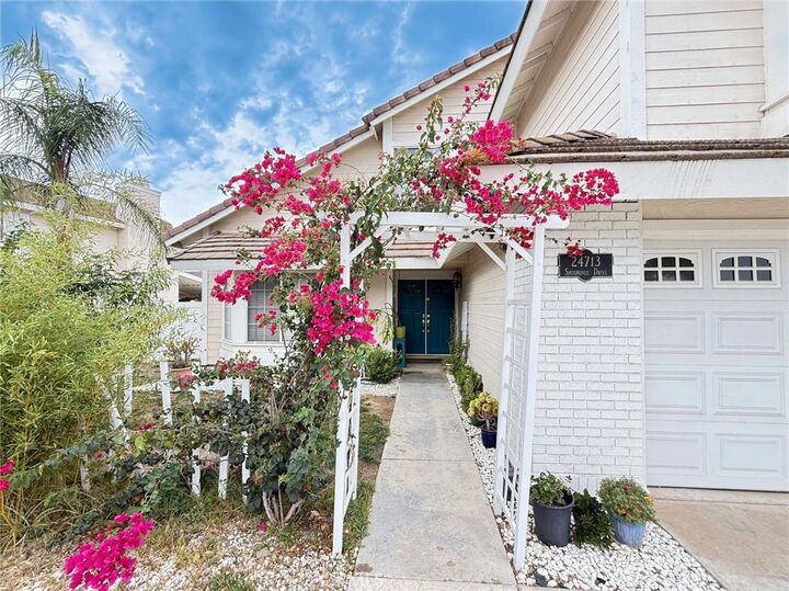 Property Photo: 24713 Shoshone Drive CA 92562