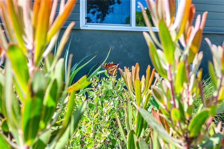 Property Photo:  7451 Midfield Avenue  CA 90045 