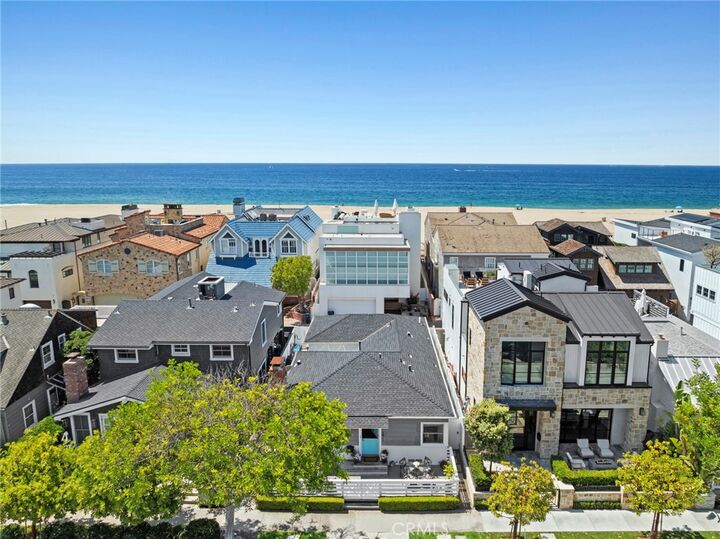 Property Photo: 2049 E Ocean Boulevard CA 92661