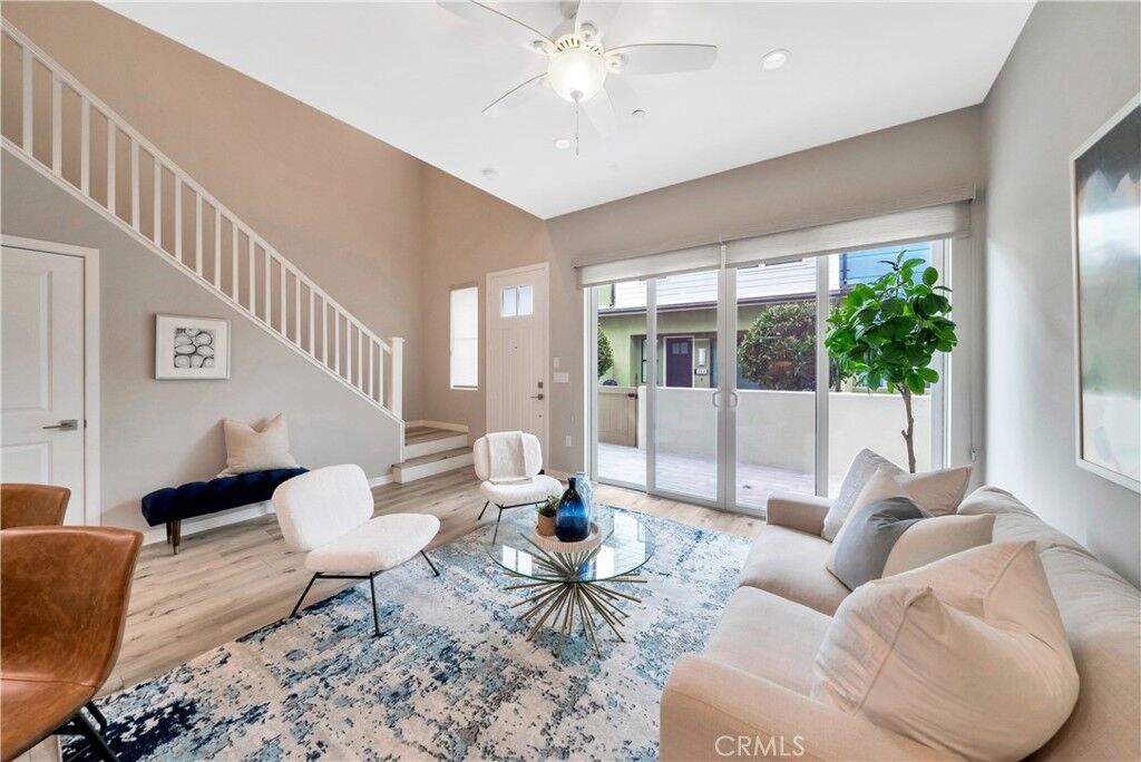 Property Photo:  290 Alienta Lane  CA 92694 