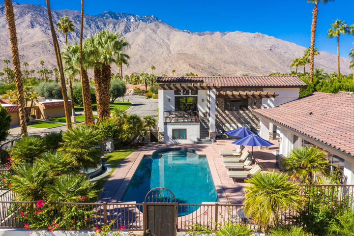 Property Photo: 3330 Andreas Hills Drive CA 92264