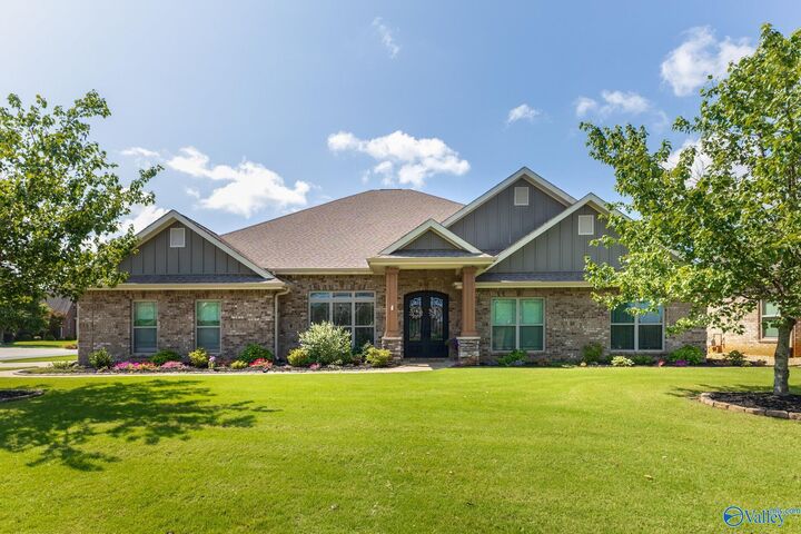 15 Walnut Cove Boulevard  Huntsville AL 35824 photo