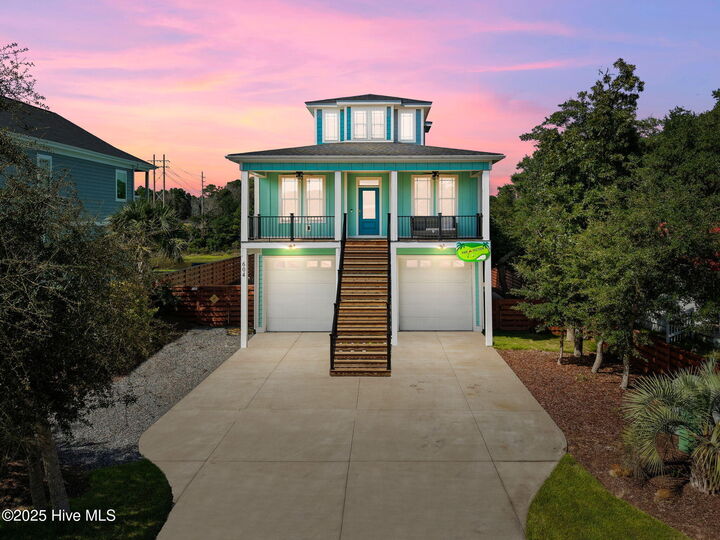 Property Photo: 604 E Yacht Drive NC 28465