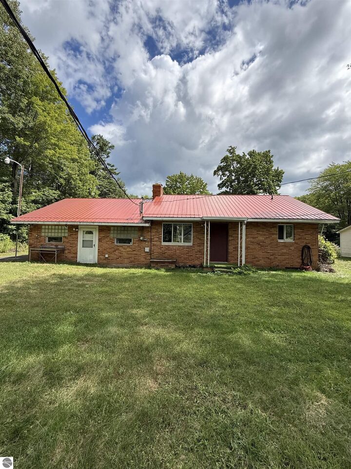 Property Photo: 1856 S US-23 MI 48763