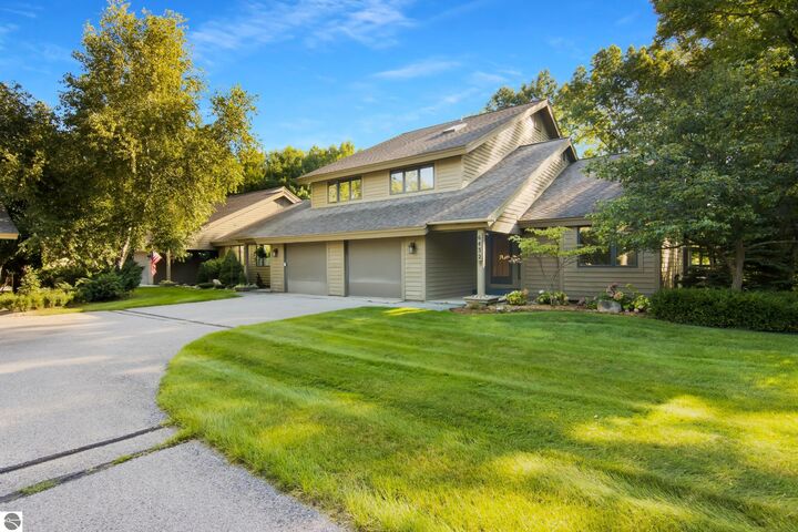 Property Photo:  6432 Mission Ridge  MI 49686 