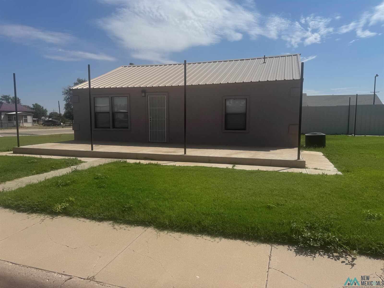 Property Photo:  211 N 9th Street Street  NM 88210 