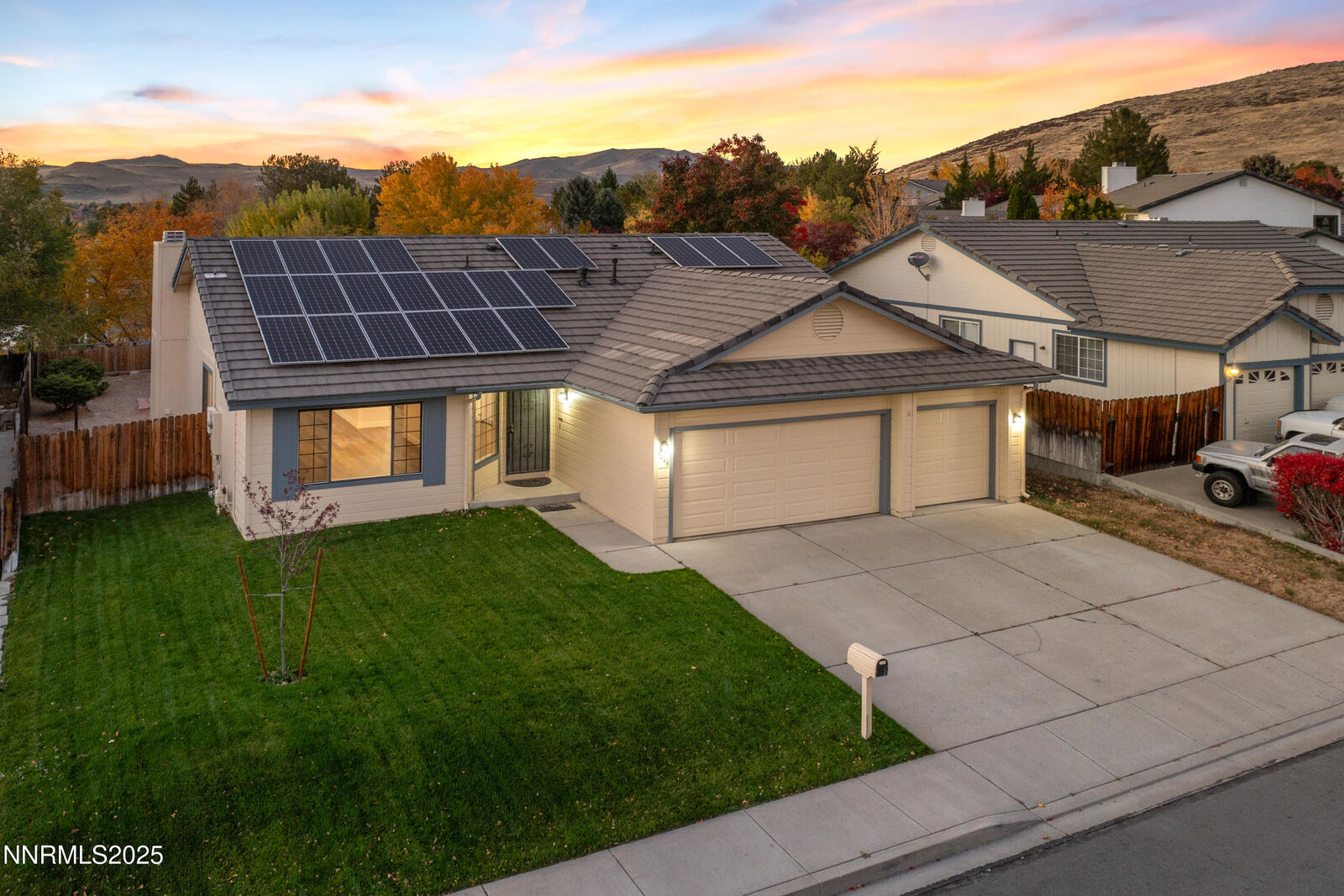 Property Photo: 1716 Canyon Terrace Drive NV 89436