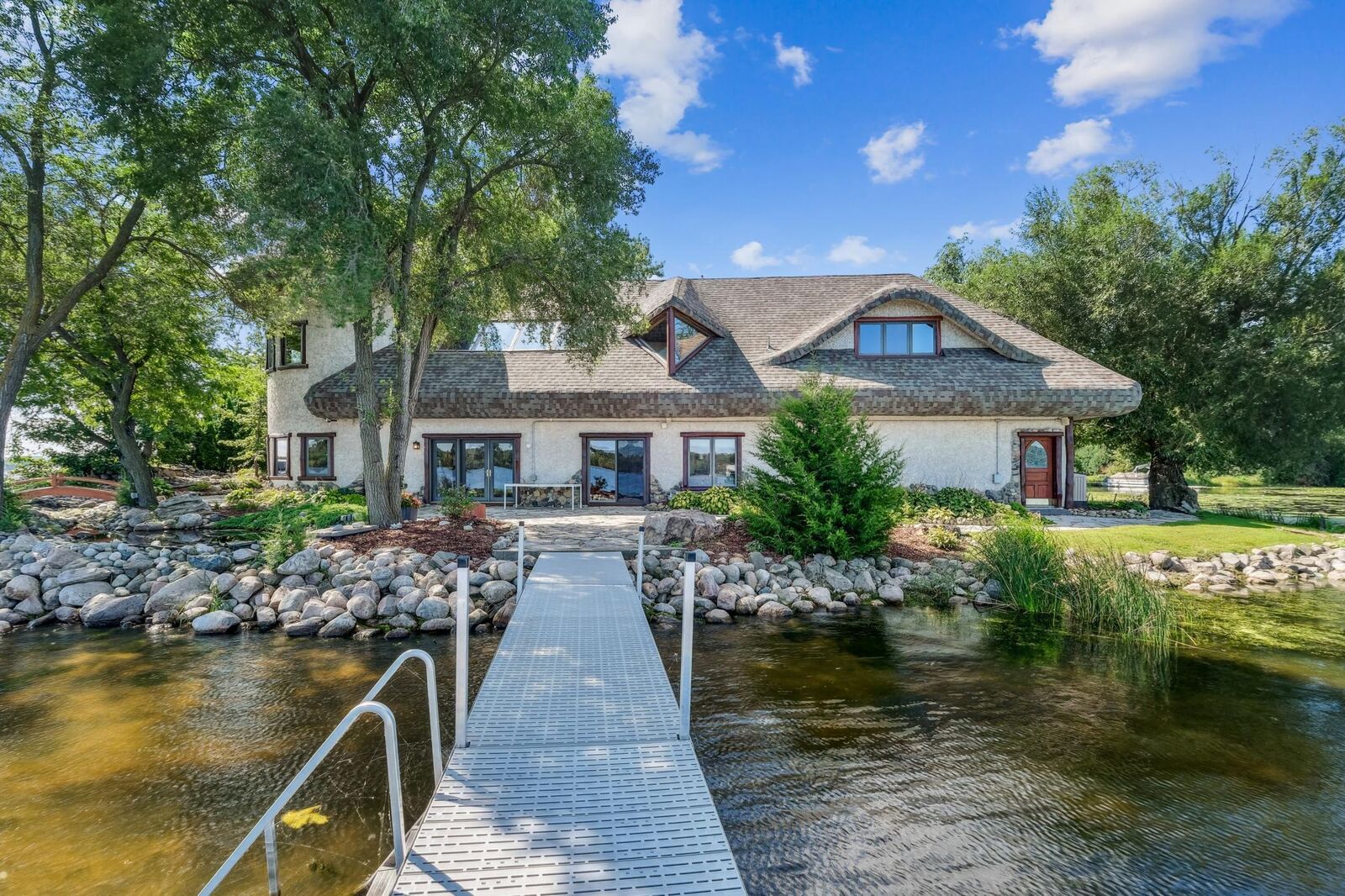 Property Photo: 2870 Evergreen Lane N MN 55441