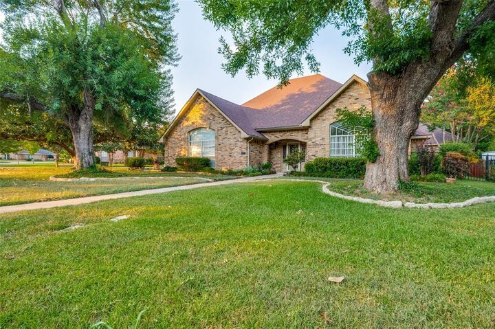 614 Kensington Drive  Duncanville TX 75137 photo