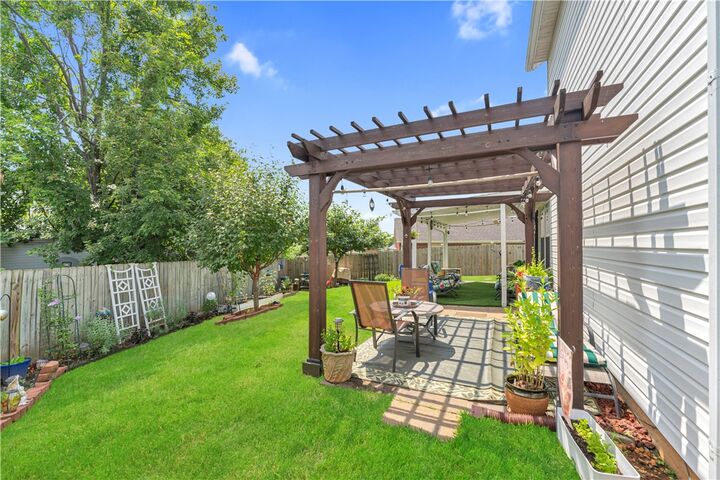 Property Photo:  2947 Beaver Creek Street  AR 72764 