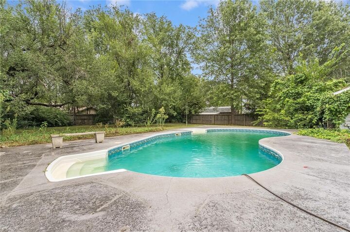 Property Photo: 3577 Hillview Court AR 72762
