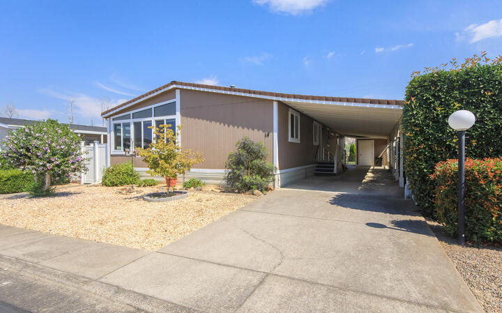 Property Photo: 4729 S Pacific Highway 14 OR 97535