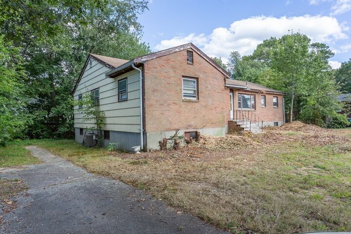 Property Photo:  10 Michael Rd  MA 02368 