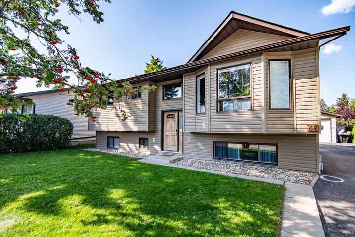 Property Photo: 68 Heritage Drive AB T4L 1N8