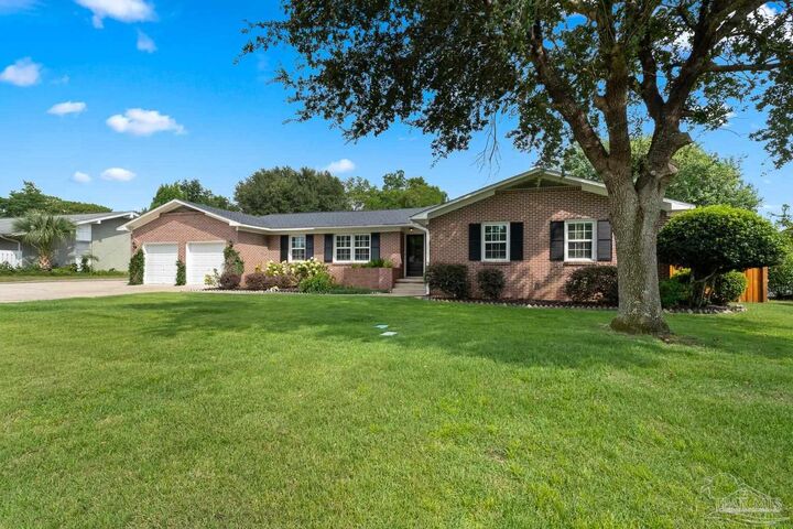 Property Photo: 3640 Maule Rd FL 32503