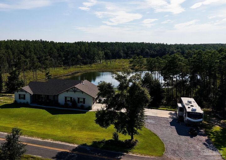 5080 Pine Ridge Dr  Chipley FL 32428 photo