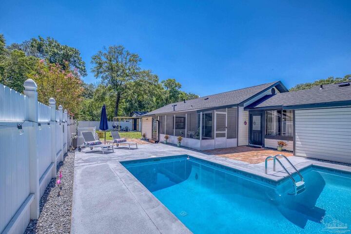 7760 Stark Ave  Pensacola FL 32514 photo