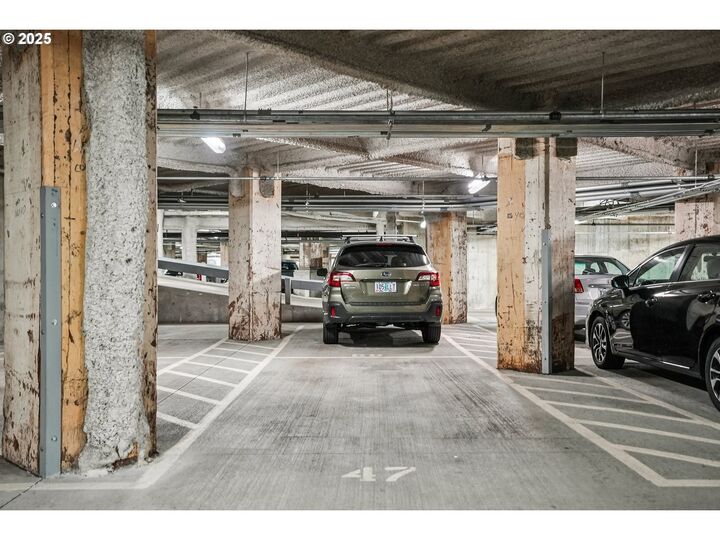 Property Photo: 1420 NW Lovejoy St 714 OR 97209