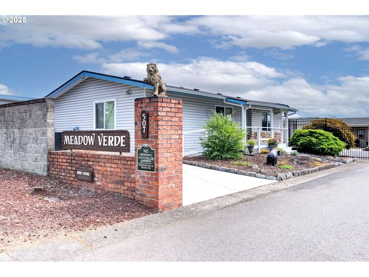 Property Photo: 507 NE 99th St 92 WA 98665