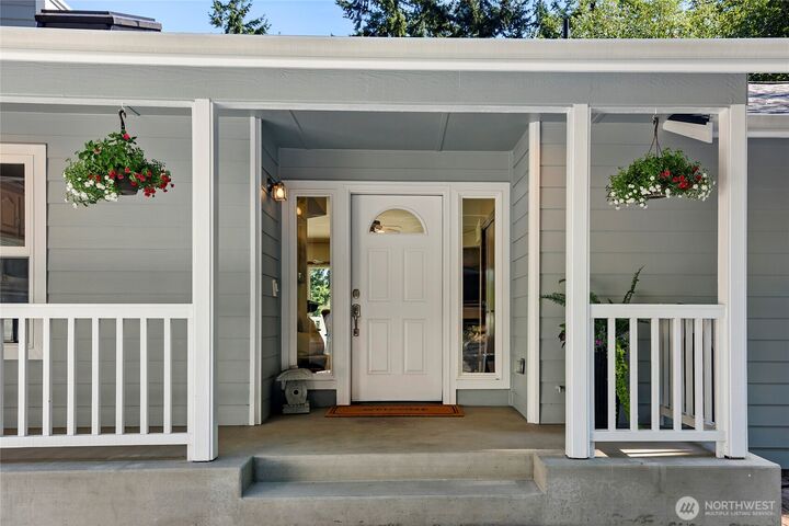 Property Photo: 8324 Springridge Road NE WA 98110