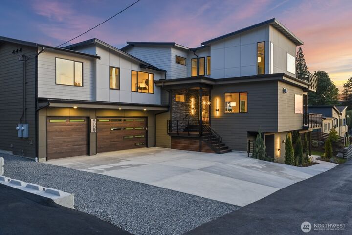 Property Photo: 5009 Ocean Avenue WA 98203