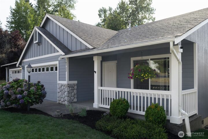 Property Photo:  18722  17th Avenue E  WA 98387 