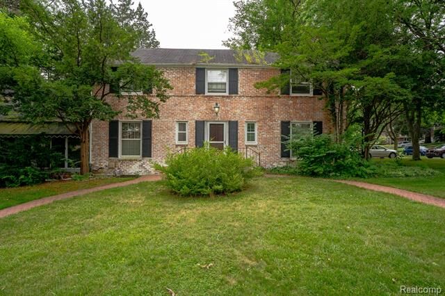 Property Photo:  26120 Hendrie Boulevard  MI 48070 